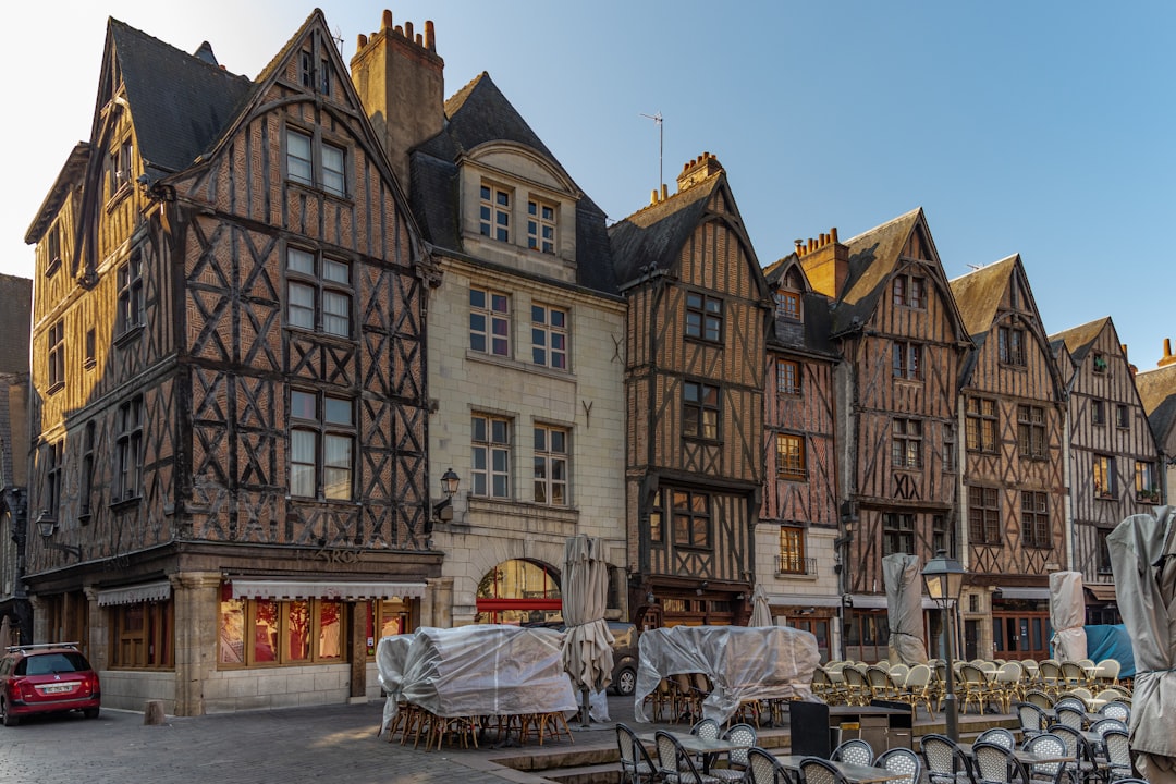 découvrez des expériences uniques à travers nos tours culinaires, où la gastronomie rencontre l'aventure. explorez les saveurs locales, apprenez des chefs renommés et plongez au cœur des traditions culinaires lors de vos voyages.