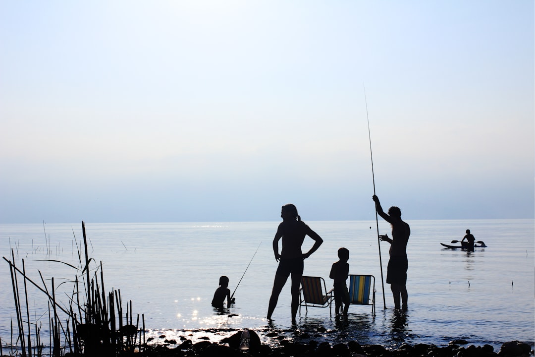 découvrez une multitude d'activités familiales amusantes et enrichissantes pour tous les âges. que ce soit des sorties en plein air, des ateliers créatifs ou des jeux en groupe, trouvez l'inspiration pour créer des souvenirs inoubliables en famille.