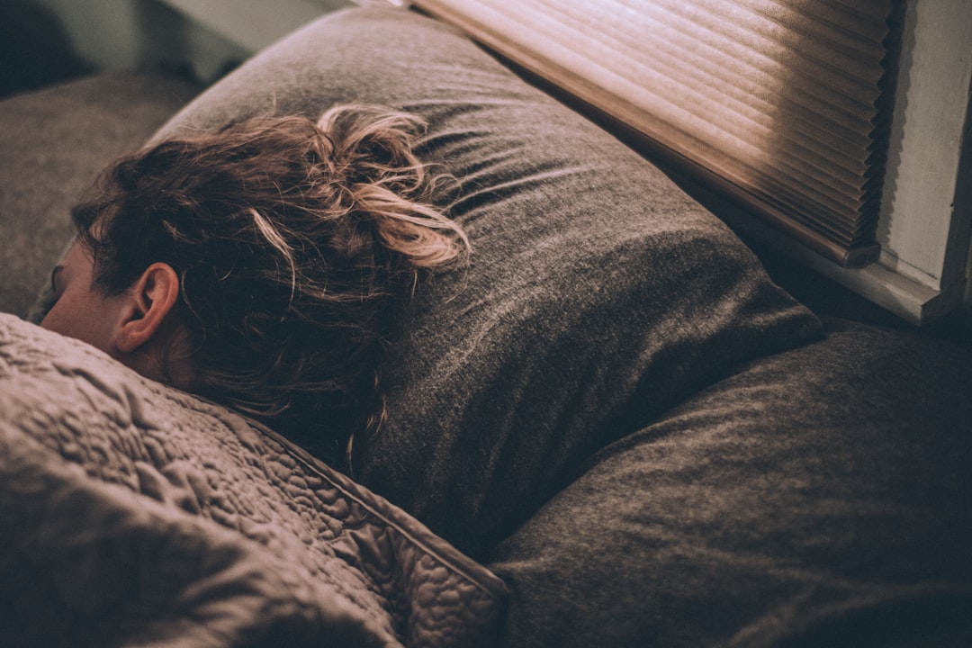 découvrez tout sur les cycles de sommeil : de leur importance pour la santé à des conseils pratiques pour optimiser votre repos. améliorez la qualité de vos nuits et boostez votre bien-être quotidien !