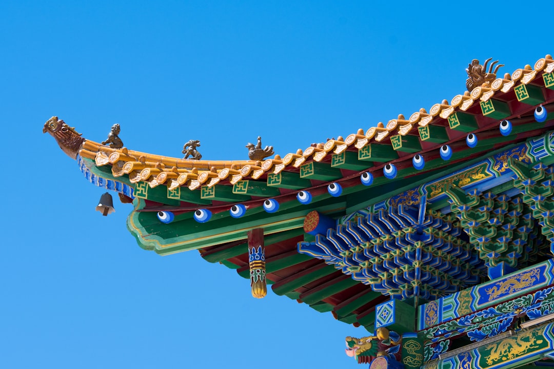 découvrez le feng shui, l'art ancien chinois d'harmoniser les énergies de votre environnement pour favoriser le bien-être, la prospérité et l'équilibre. apprenez des conseils pratiques pour aménager votre espace et améliorer votre vie quotidienne.